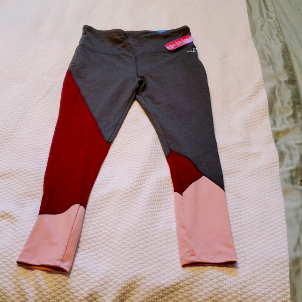 Grey and pink legging